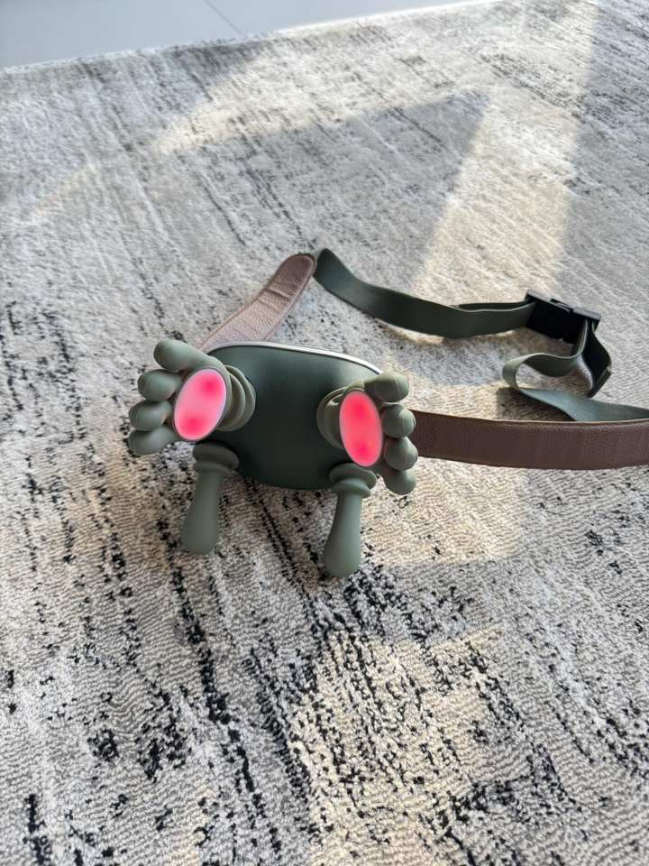 RelaxPro Neck - Avkopplande Nack- och Axelmassage